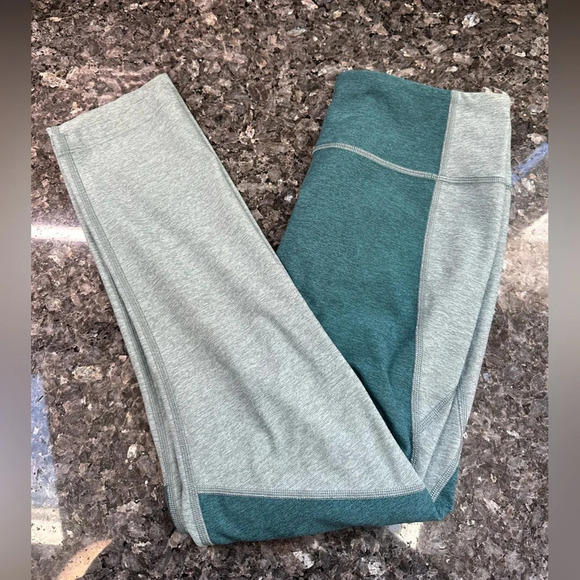 Outdoor Voices x Madewell 3/4 Crop Warmup Leggings Emerald Slate Size Medium M - Picture 4 of 10